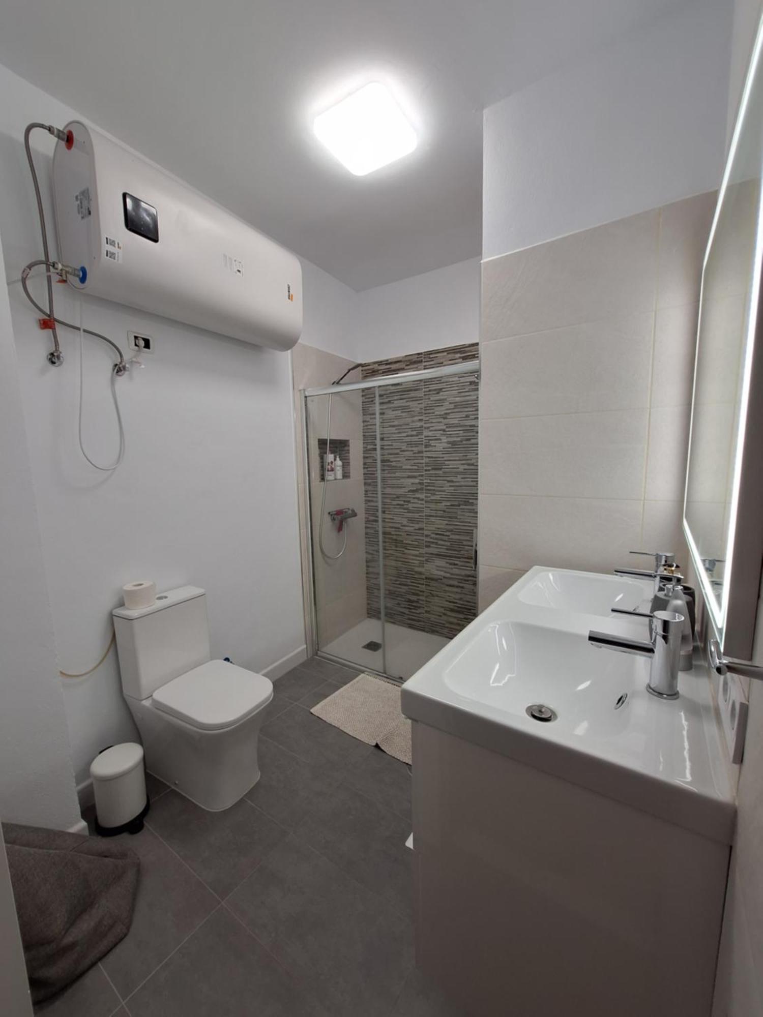 Habitacion Con Bano Privado En Un Piso Con Familia Santa Cruz de la Palma  Luaran gambar